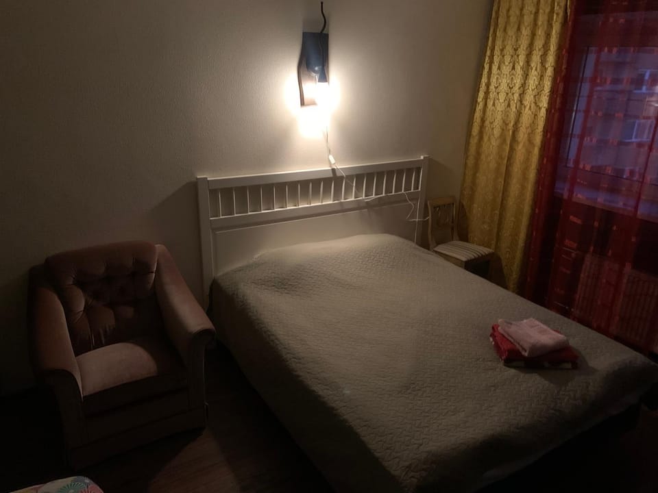 K76 - Very Nice 2-bedrooms Apartment -2 big beds-1 single bed Apartment in Estonia