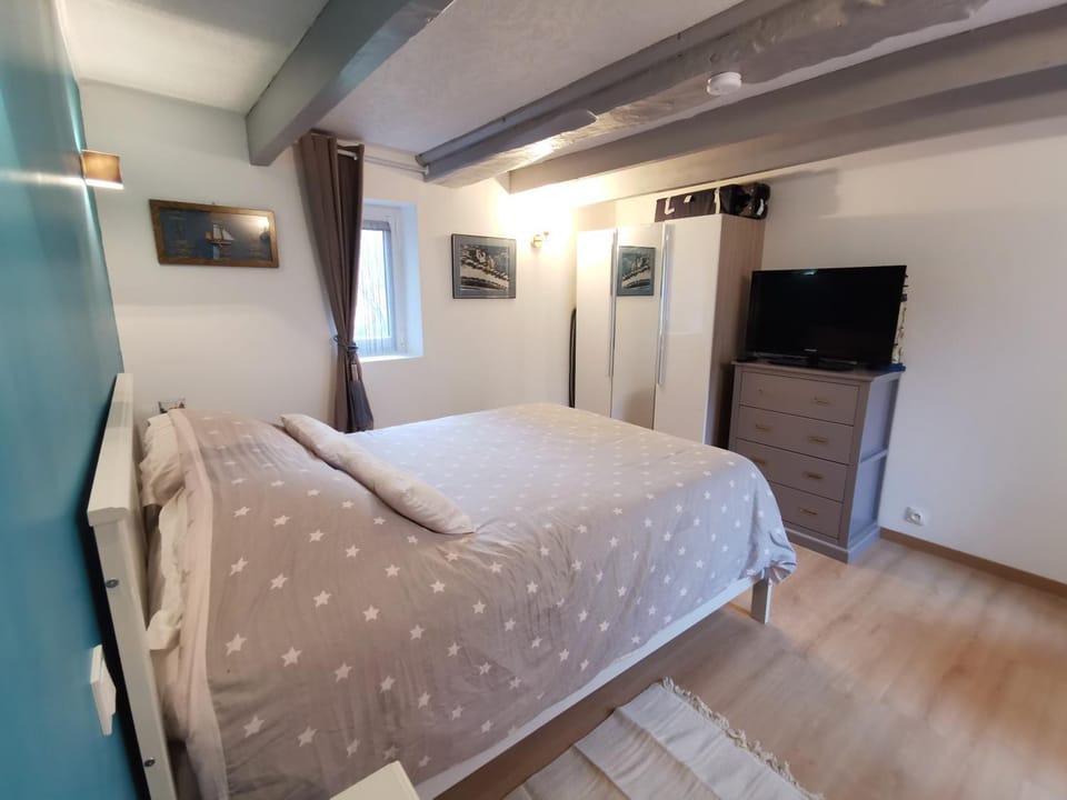 Le rez de jardin Apartment in Honfleur