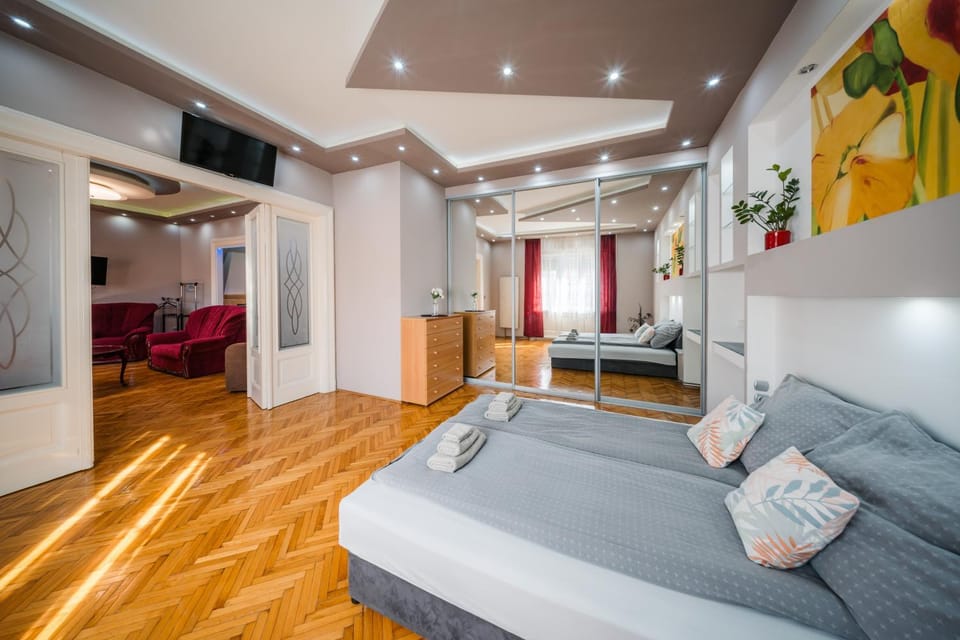 Széchenyi Apartman (IV Deluxe) Miskolc belvárosában Apartment in Slovakia