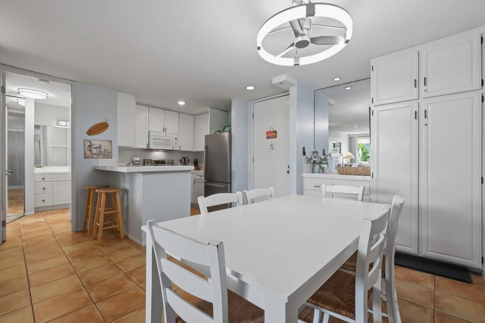 G222 - Paradise Found House in Oceanside