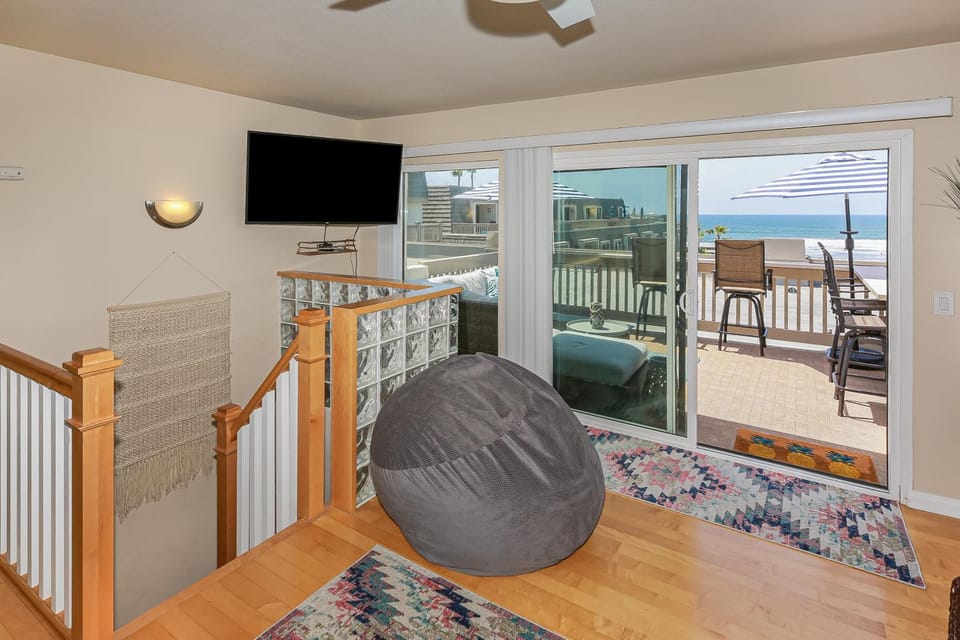 G312 - Pacific Pearl House in Oceanside