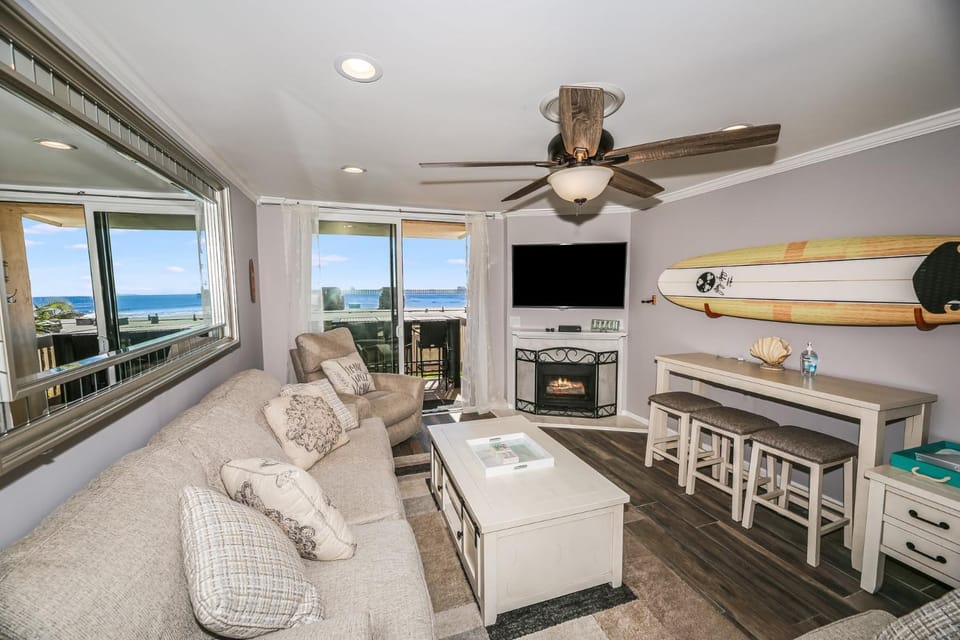 D108 - Seascape Haven House in Oceanside