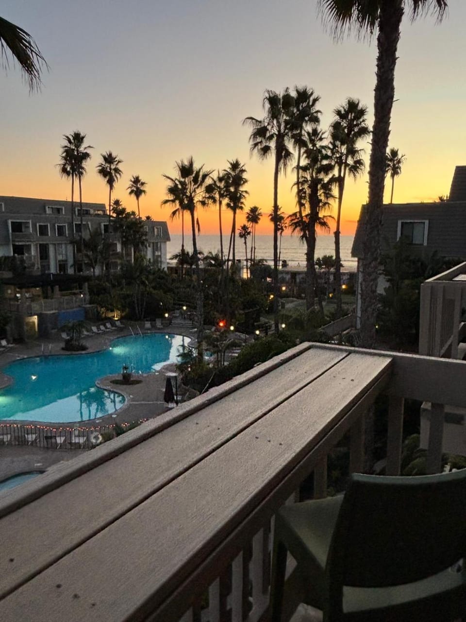 F306 - Southern Shores House in Oceanside