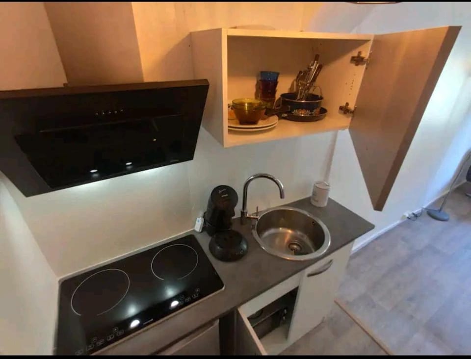 Studio hypercentre à 2 pas de la gare appart n°2 Apartment in Occitanie