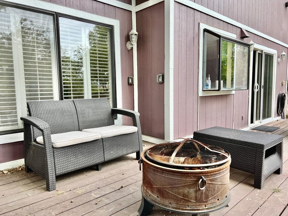 Patio, View (from property/room), Balcony/Terrace, Seating area