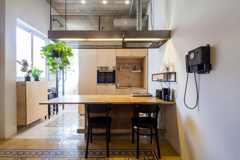 Kitchen or kitchenette