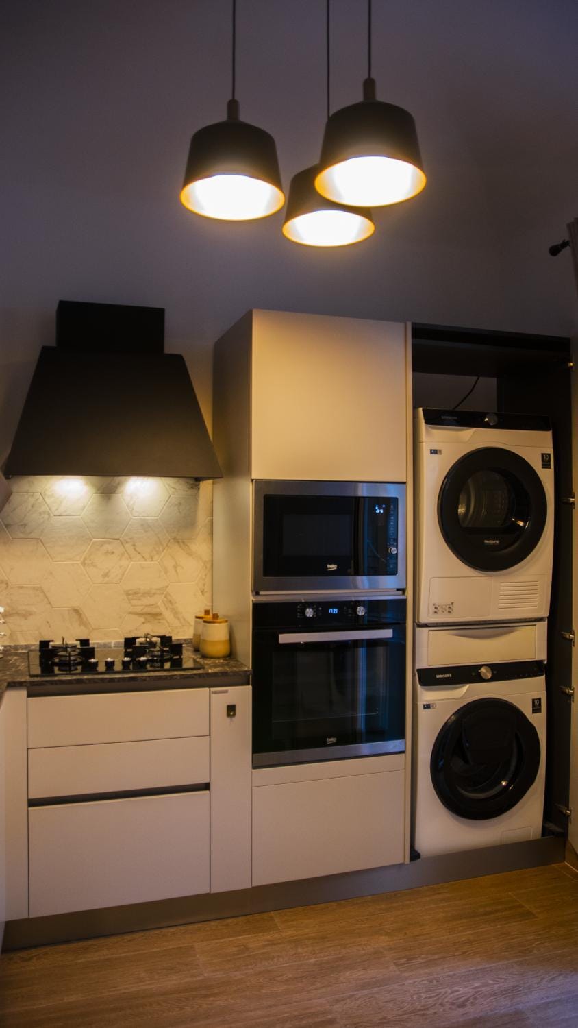 Kitchen or kitchenette, dishwasher, pet friendly, washing machine, dryer