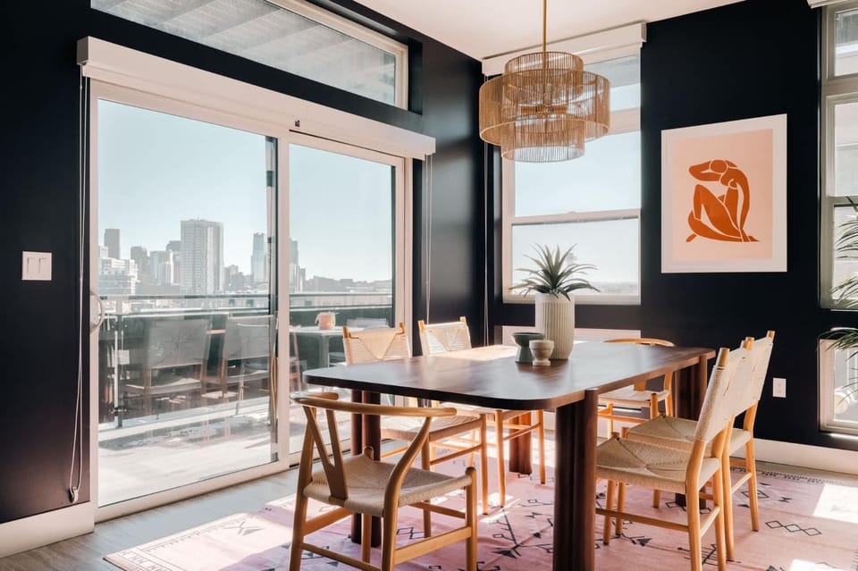 Skyline Loft - Sweeping Views - Central LoHi House in Denver