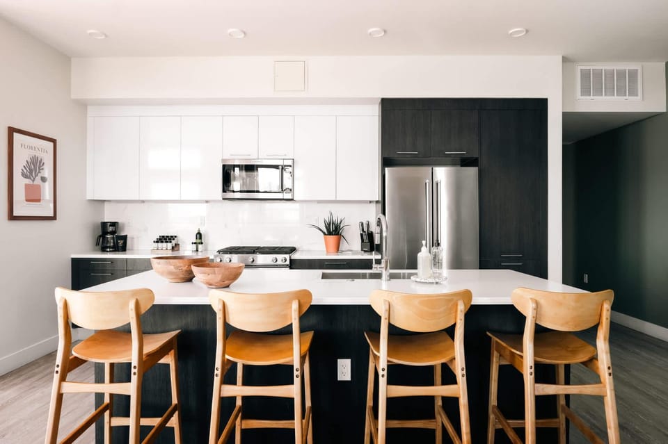 Skyline Loft - Sweeping Views - Central LoHi House in Denver