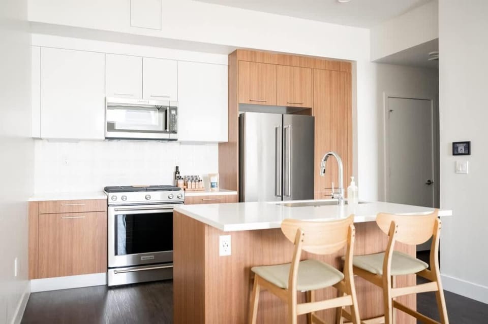 Skyline Blue Modern Loft - Zuni Lofts House in Denver