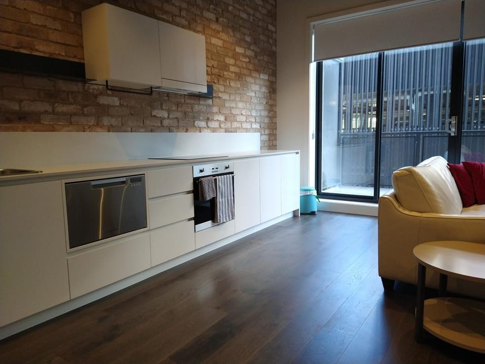 Spacious Woden Apartment - KingBed&WiFi Apartment in Canberra