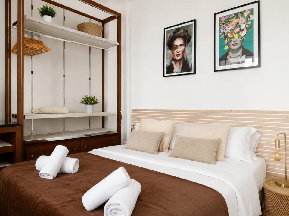TheBlueStay 350 - Stunning Apt in République Apartment in Paris