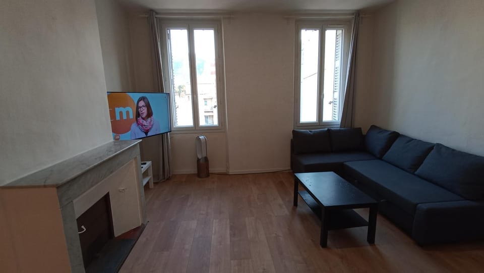 Living room, Seating area, flat iron