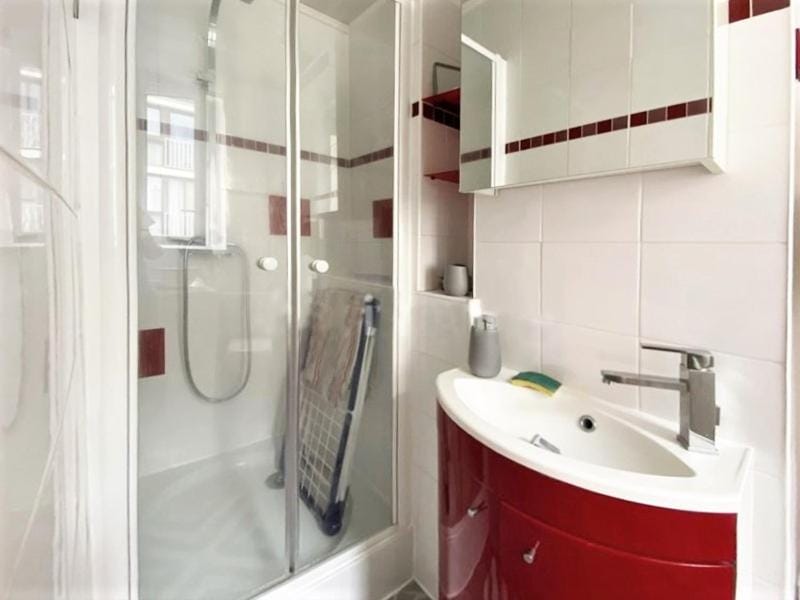 Appartement coquet sur les hauteurs de Montmartre Apartment in Paris
