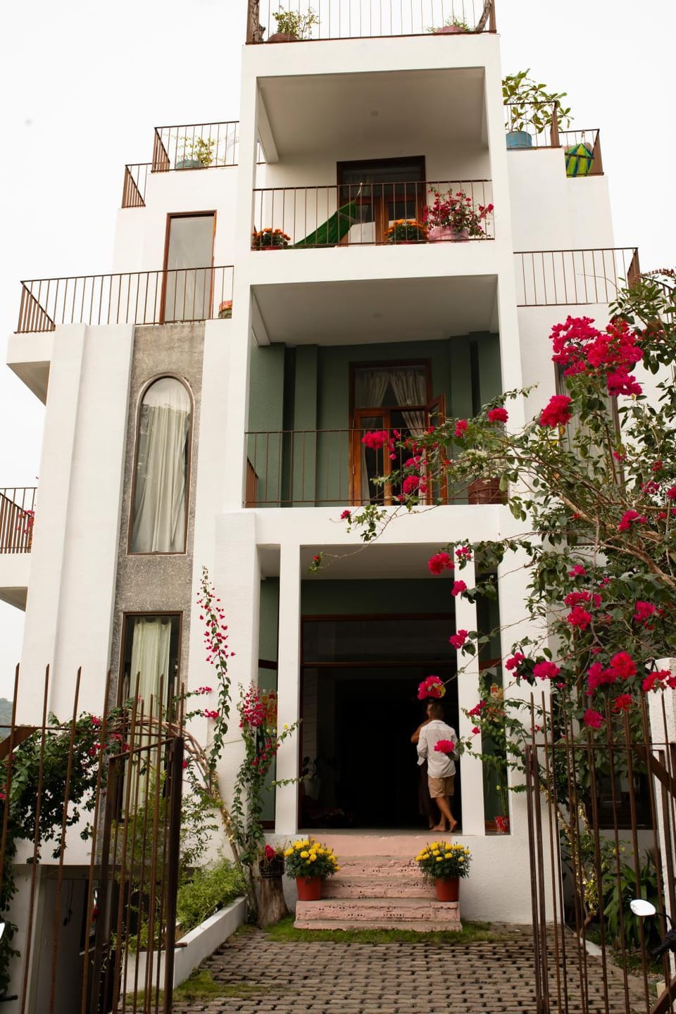 Property building, Spring, Day