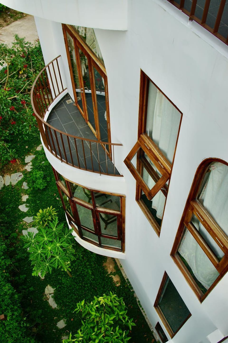 Property building, View (from property/room), Balcony/Terrace, Garden view