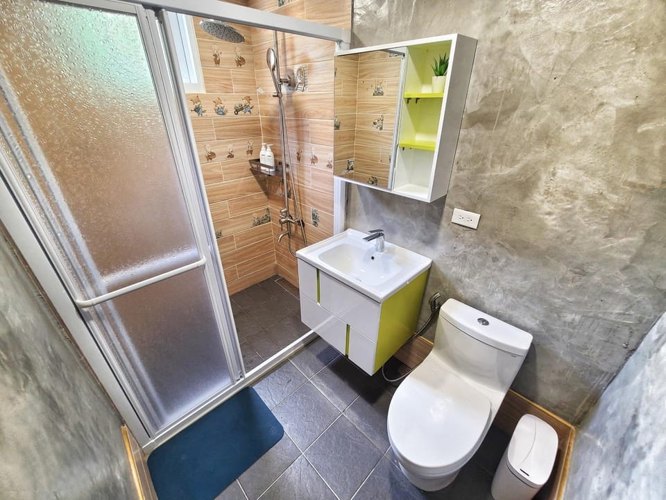Toilet, Bathroom