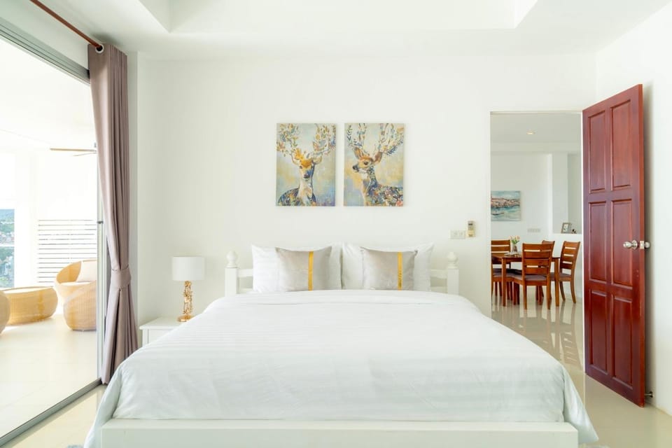 Kata Seaview Jacuzzi Suite - Pasifora Villa in Rawai