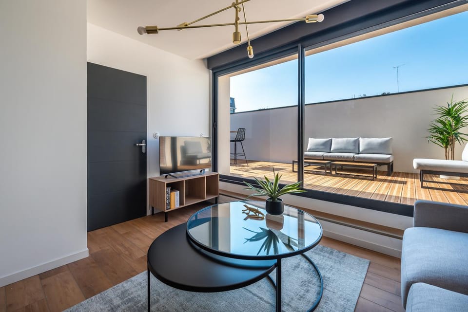 DOWNTOWN ROOFTOP - CENTRE VILLE - WiFi - TERRASSE - NETFLIX Apartment in Amiens