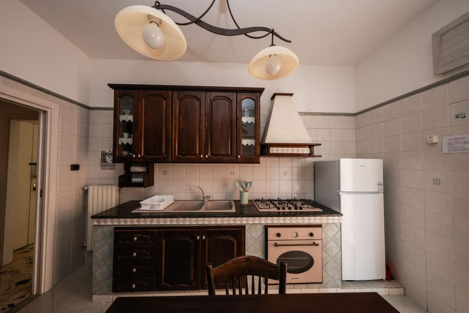 pet friendly, kitchen