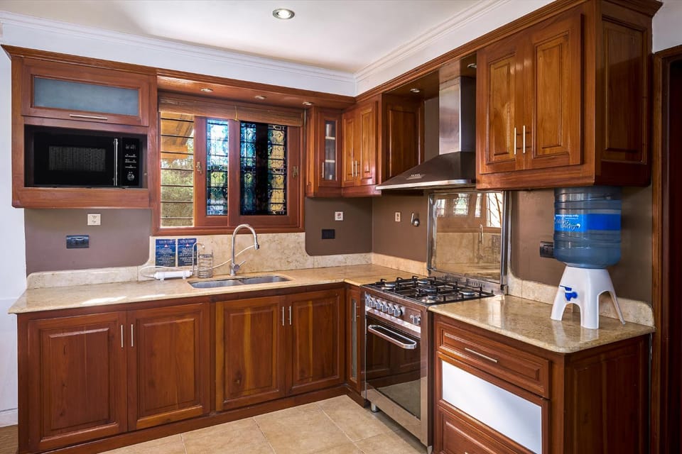 Coffee/tea facilities, Kitchen or kitchenette