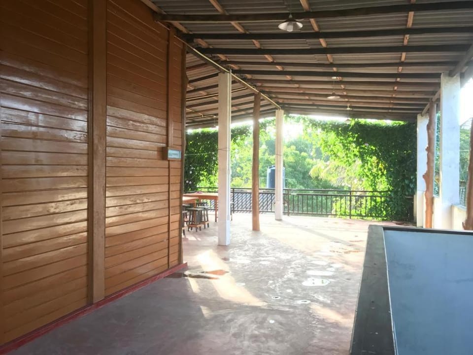 Surf Corner Bed and Breakfast in Southern Province