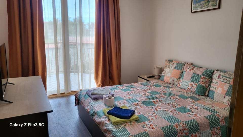 Апартамент Blue sky Apartment in Burgas Province