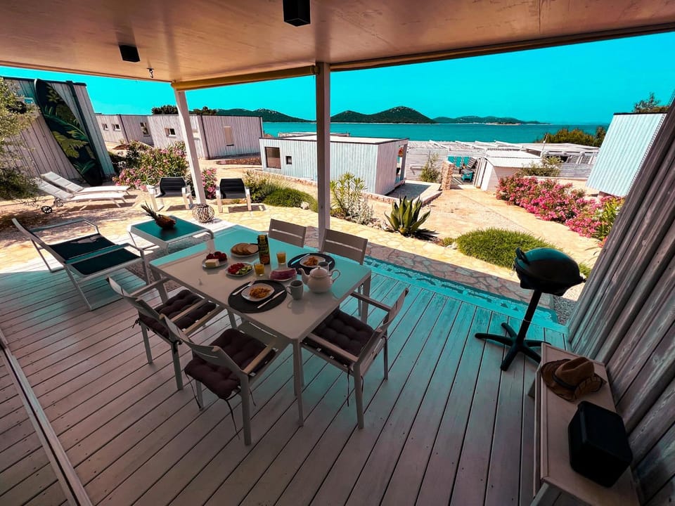 Balcony/Terrace, Seating area, Sea view