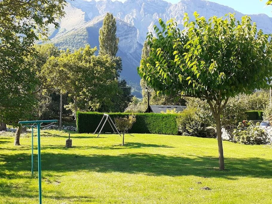 Reflets de montagnes House in Provence-Alpes-Côte d'Azur