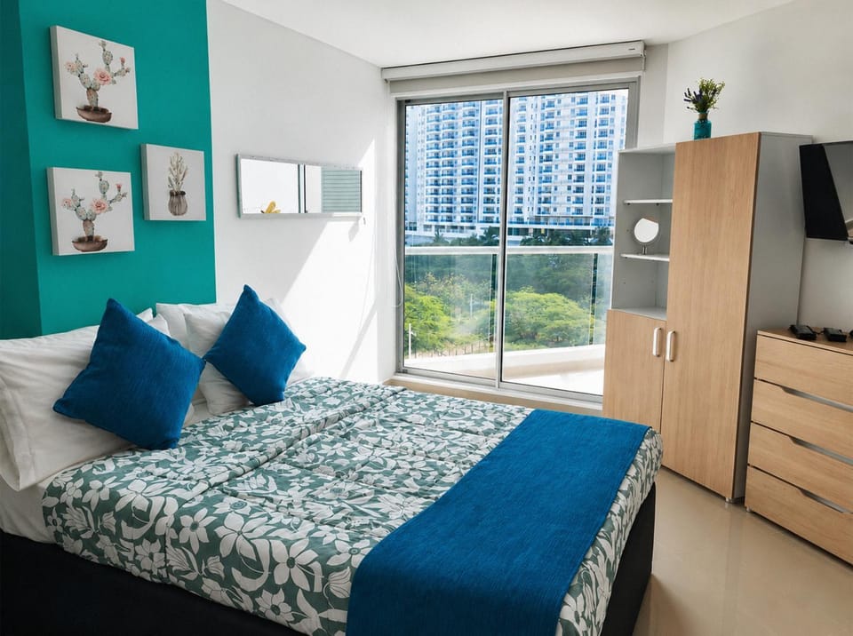 Property building, Communal lounge/ TV room, Bedroom, Swimming pool