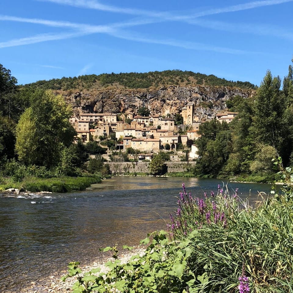 Nearby landmark, Natural landscape, River view