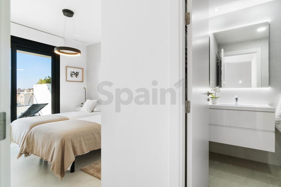 Bathroom, Photo of the whole room
