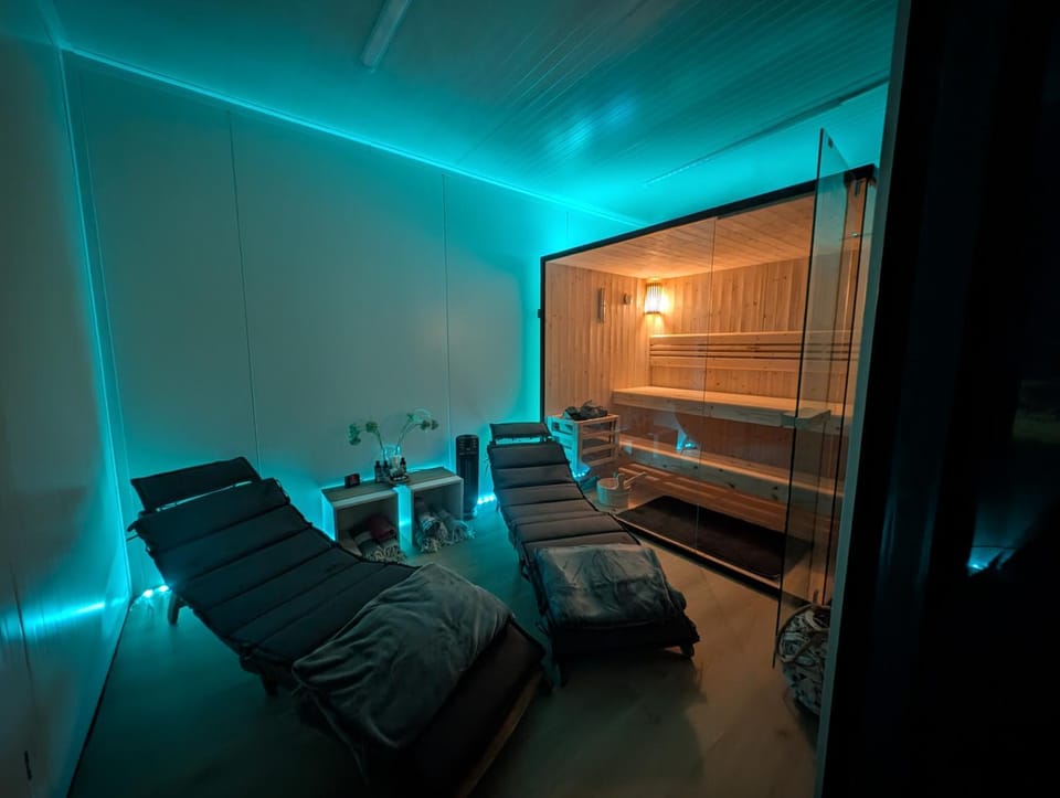 Casa WaMü Nature Reserve direkt am Altrhein House in North Rhine-Westphalia