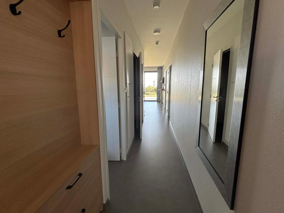 Appartement en bord de mer, 2 chambres, piscine, parking, animaux admis - FR-1-194-231 Apartment in La Tranche-sur-Mer