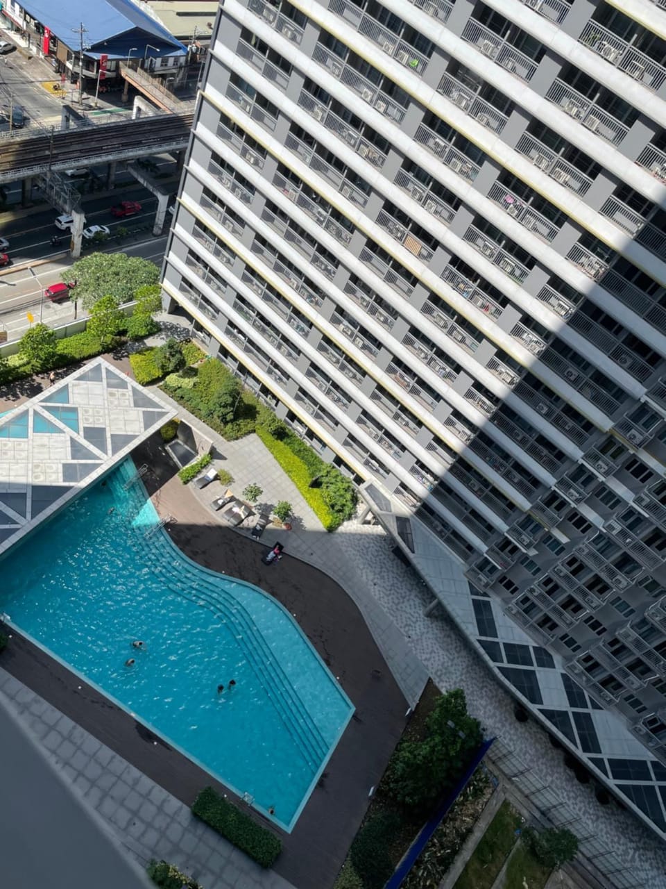 Swimming pool