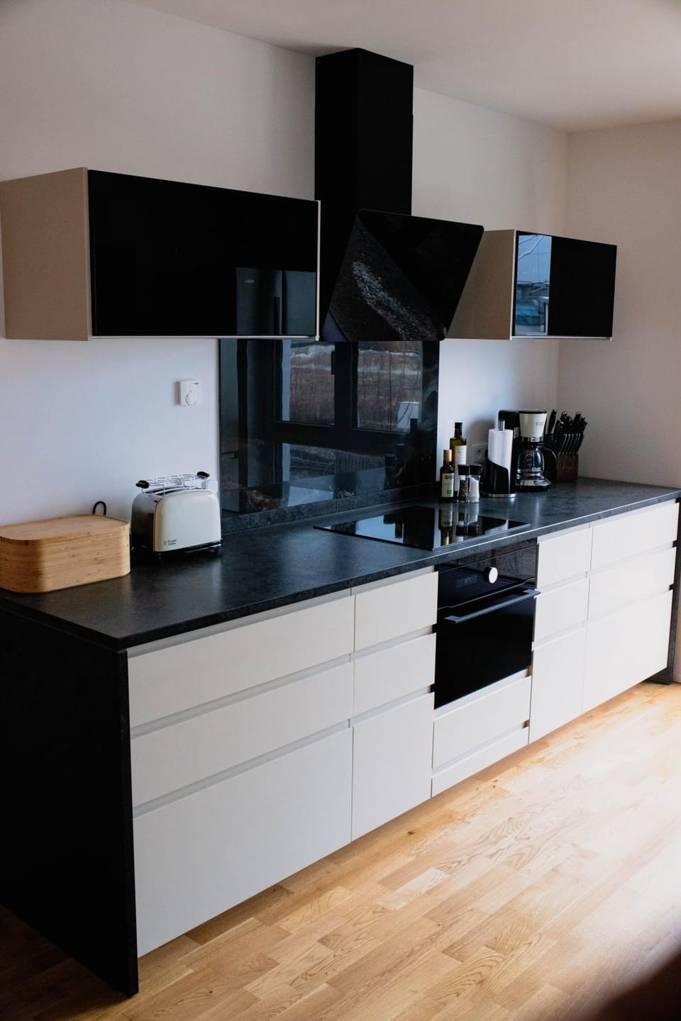 Coffee/tea facilities, Kitchen or kitchenette