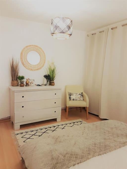 Nature, charme, confort, avec NETFLIX et PS4 House in Grand Est