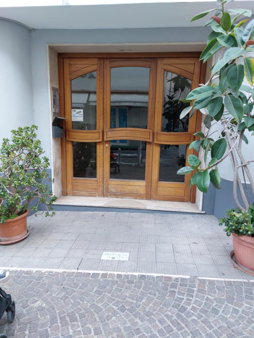Property building, Facade/entrance