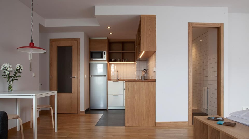 Estudio en Ático, diáfano céntrico. Parking Apartment in Oviedo