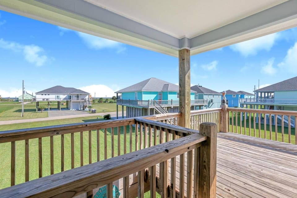 Everleigh After home House in Bolivar Peninsula