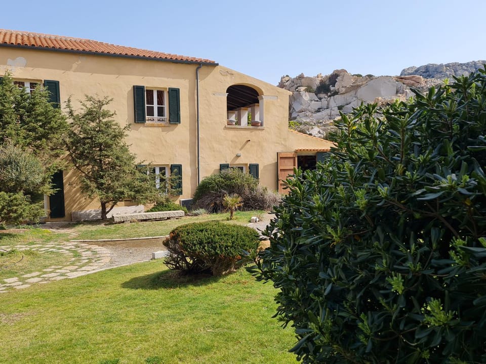 Property building, Garden