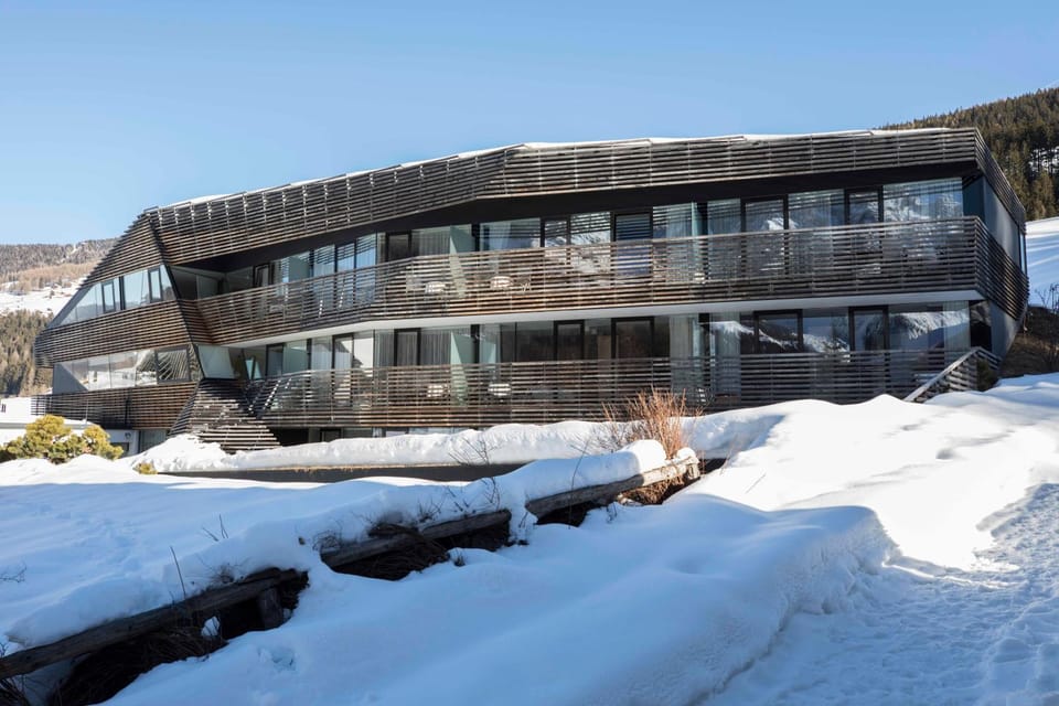 Property building, Winter