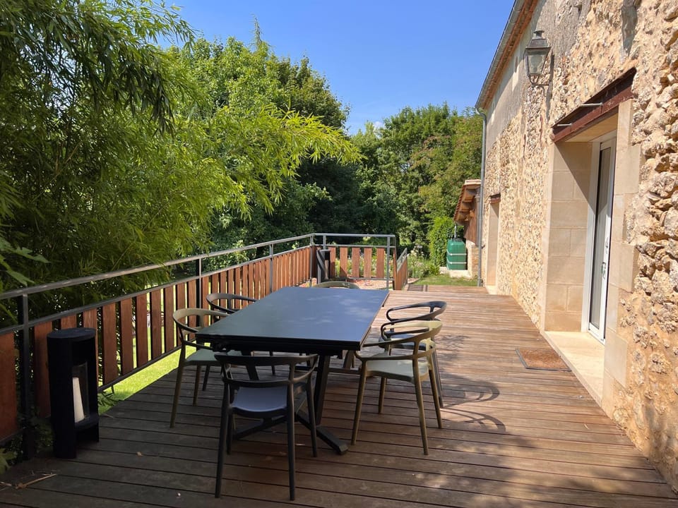 Patio, Lunch