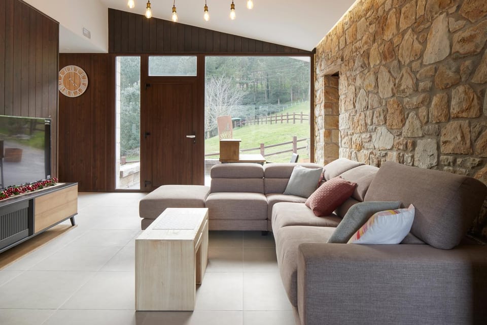 Casa Rural Akei - Basque Stay Country House in Basque Country