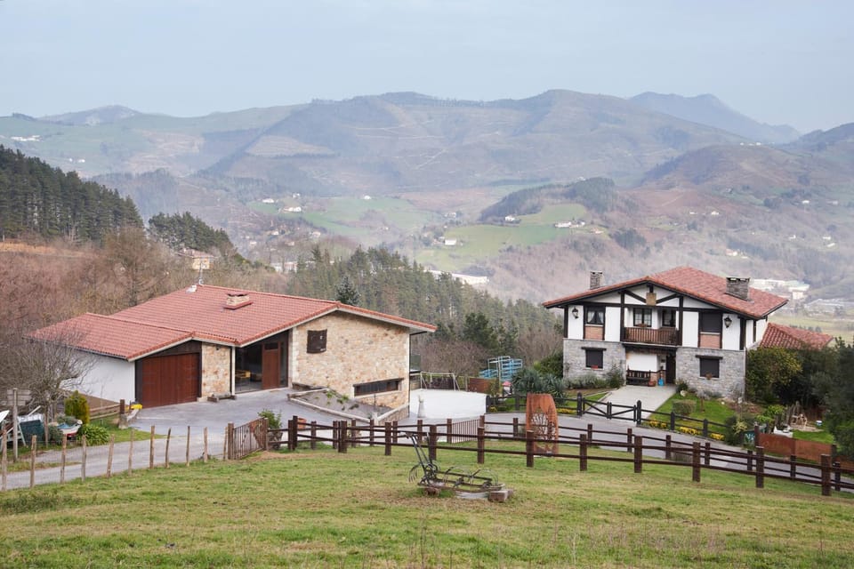 Casa Rural Akei - Basque Stay Country House in Basque Country