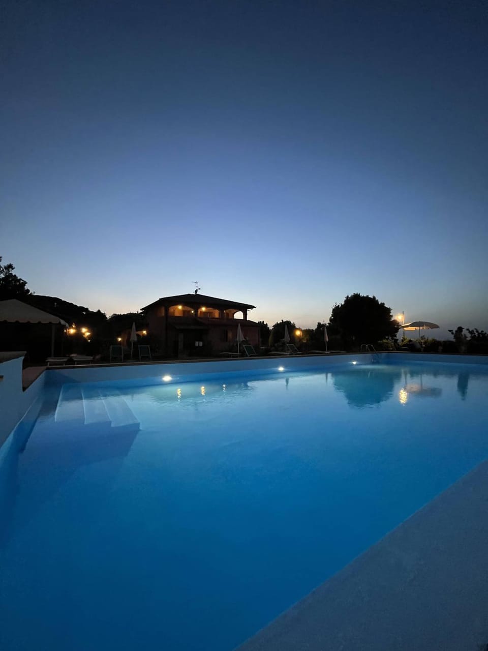 Property building, Swimming pool