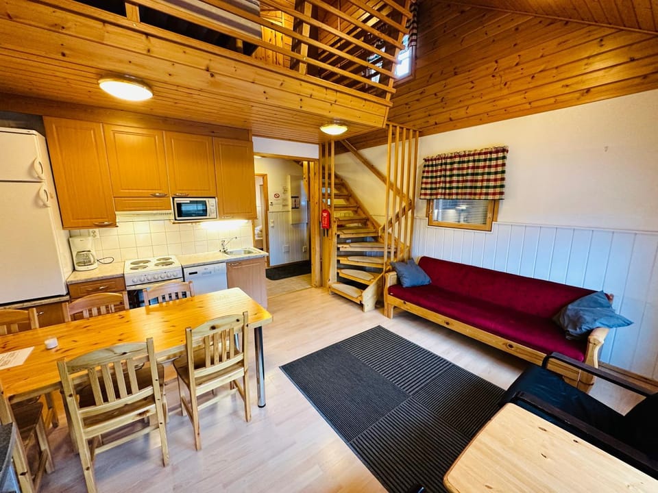 Seating area, kitchen