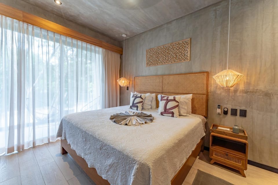 TV and multimedia, Photo of the whole room, Bedroom