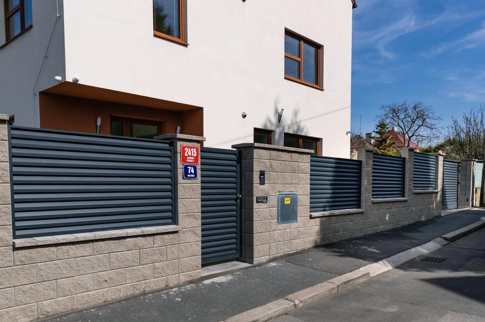 Location, Parking