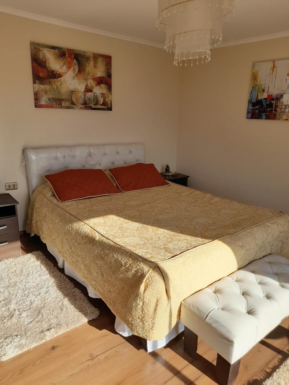 Photo of the whole room, Bedroom